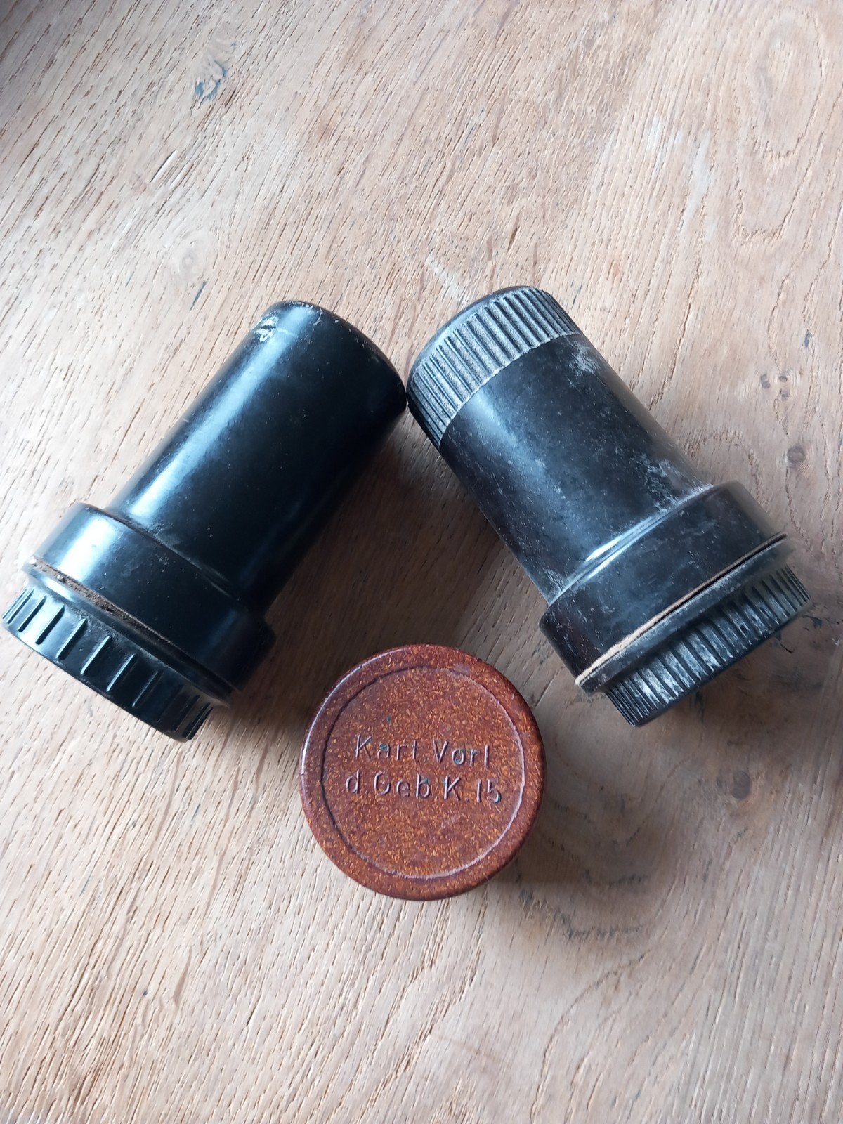 Lot de bakélite allemande Zunderbuchsen WW2 (2), original, Envoi, Armée de terre