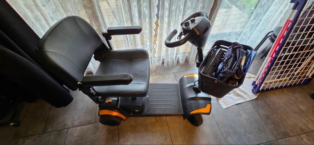 Fauteuil  roulant électrique, Autos, Particulier, Électrique, Achat