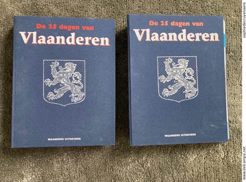 25 Gebundelde tijdschriften van Vlaanderen, Ophalen of Verzenden, Zo goed als nieuw