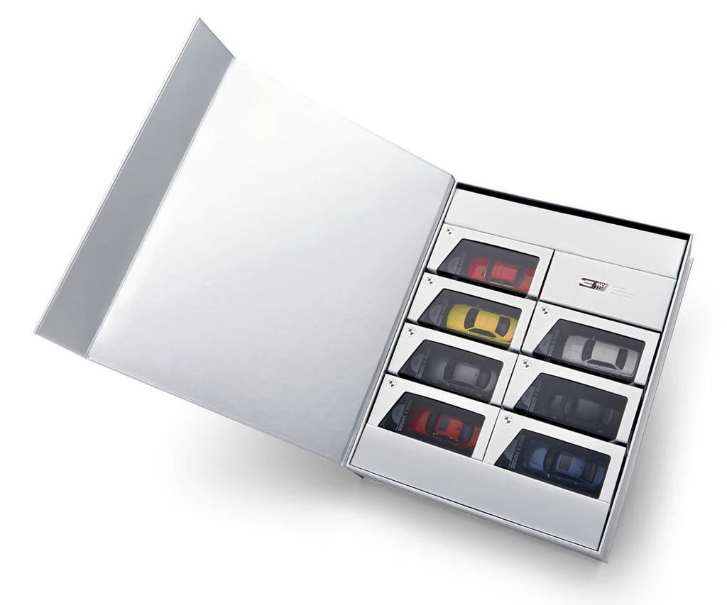 1:64 BMW Collector Car Edition "50 jaar BMW 3 Serie", Ophalen of Verzenden