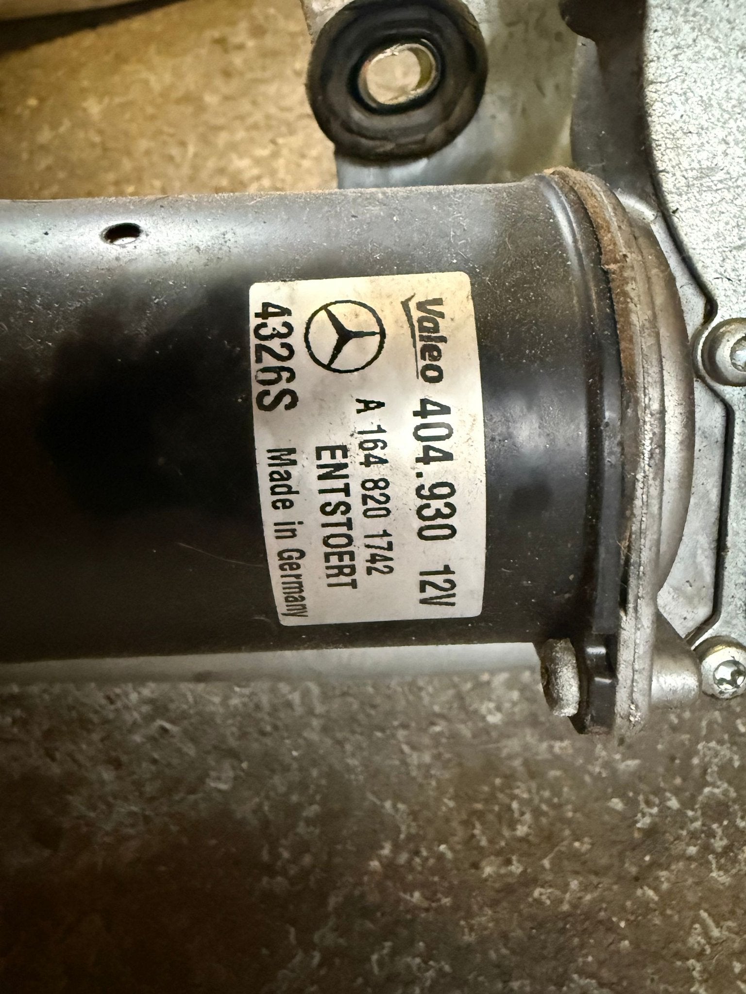Mercedes-Benz ML W164 ruitenwisser motor / mechaniek A164820, Origine de la pièce connue, Utilisé, -, -
