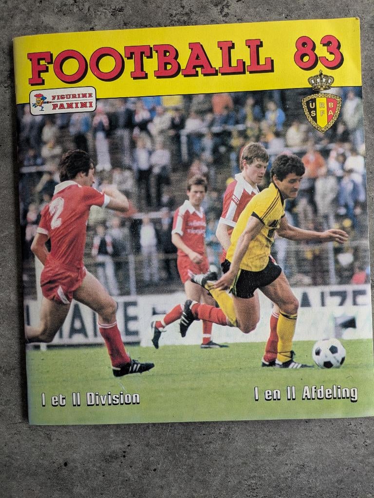 PANINI FOOTBALL 83 sticker album 1983 volledig voetbal, Ophalen of Verzenden, Zo goed als nieuw, Sticker
