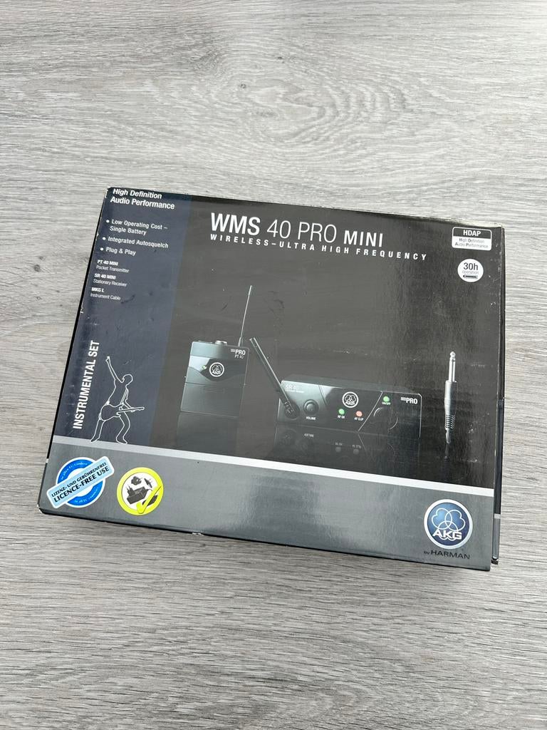 AKG WMS 40 pro mini wireless guitar, Musique & Instruments, Amplis | Basse & Guitare, Comme neuf, Enlèvement