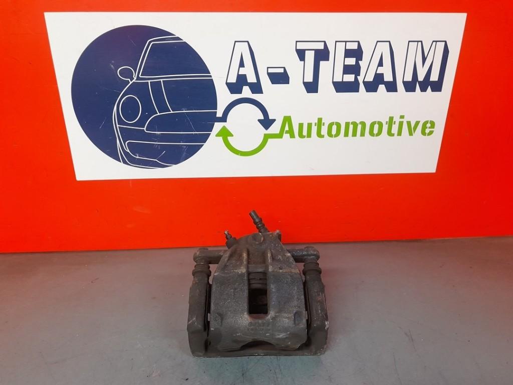 REMKLAUW RECHTS VOOR ABS Renault Modus / Grand Modus (JP), Gebruikt, Renault
