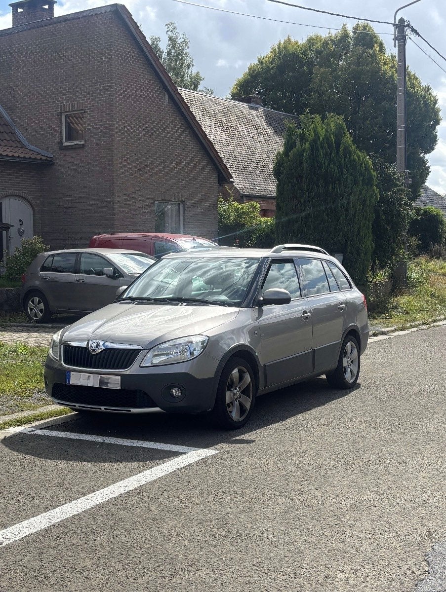 Skoda fabia combi, Auto's, 4 cilinders, Beige, 5 deurs, Particulier