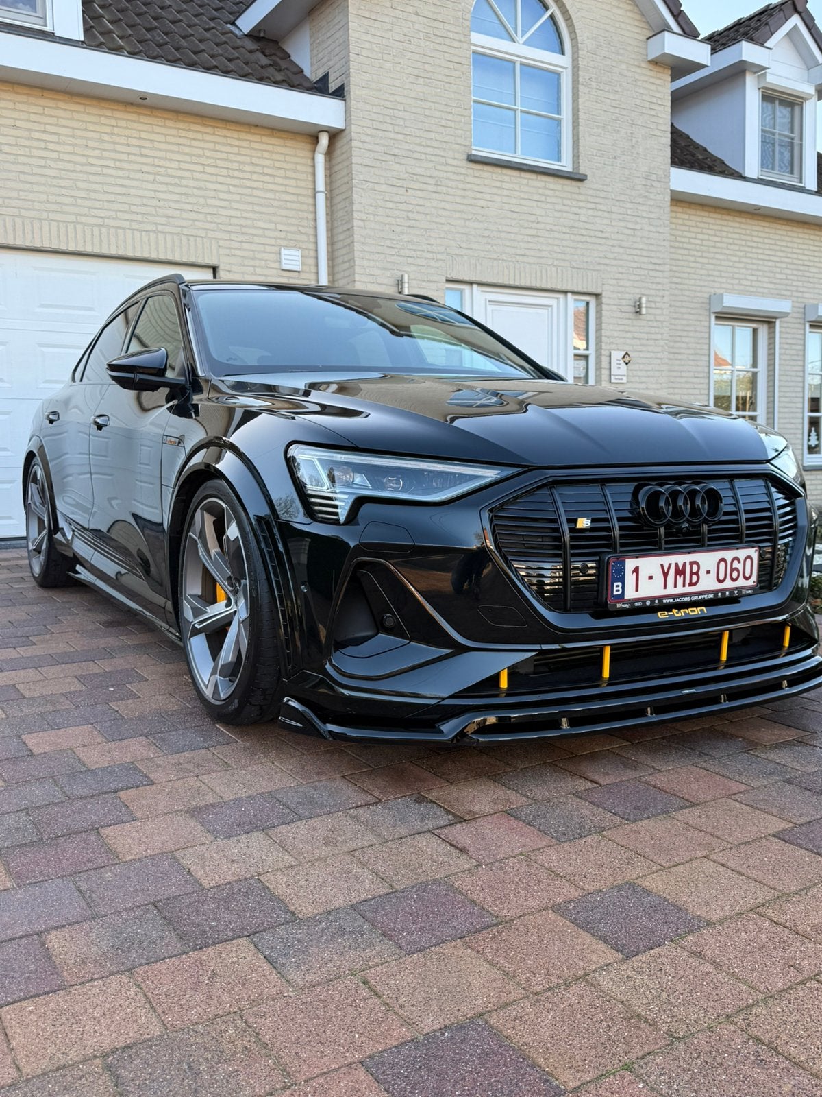 Audi e-tron s 500 pk, Autos, Audi, Cuir, Achat, Carnet d'entretien, Noir