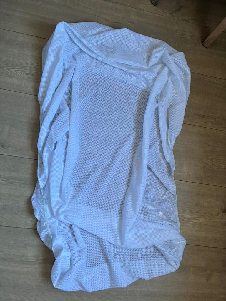 NIEUW hoeslaken aerosleep meegroeibed 70x140, Kinderen en Baby's, Jongetje of Meisje, Nieuw, Ophalen of Verzenden, Wit