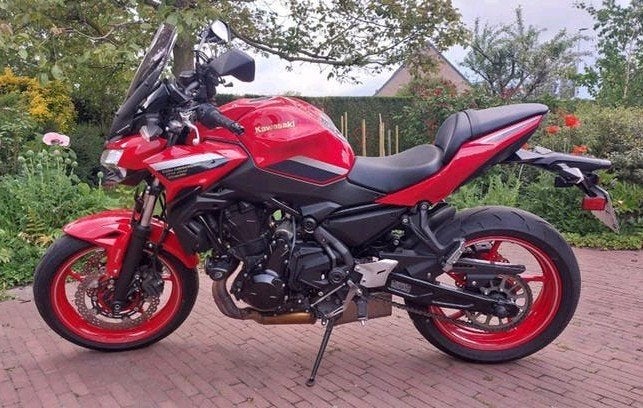 Kawasaki Z650 50th Anniversary Edition (2022), Motoren, Particulier