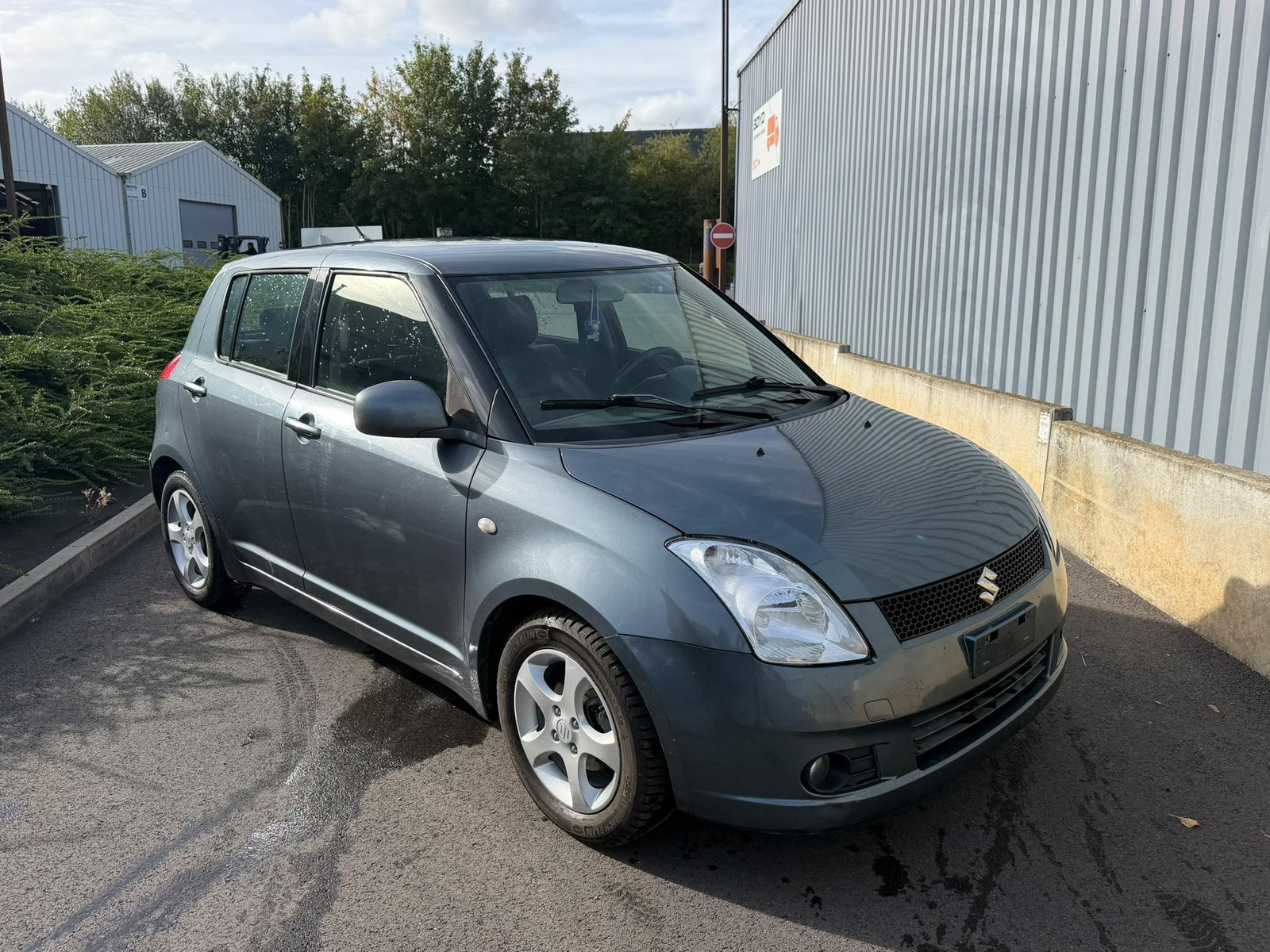 Suzuki swift 1,3 essence airco euro4 controle ok garantie, Autos, Achat, Entreprise, Boîte manuelle, Swift
