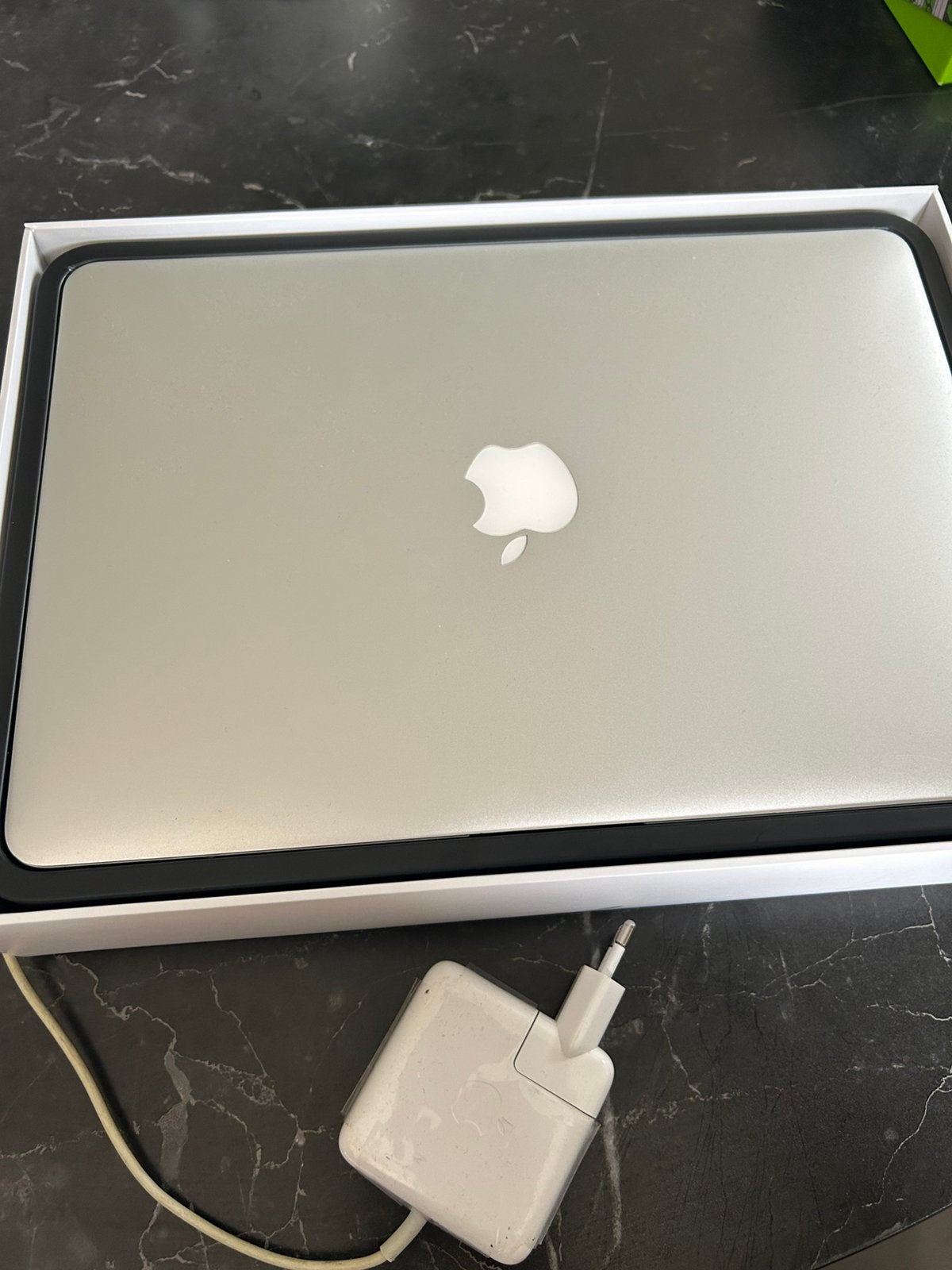 Apple macbook, Ophalen of Verzenden, Zo goed als nieuw, MacBook