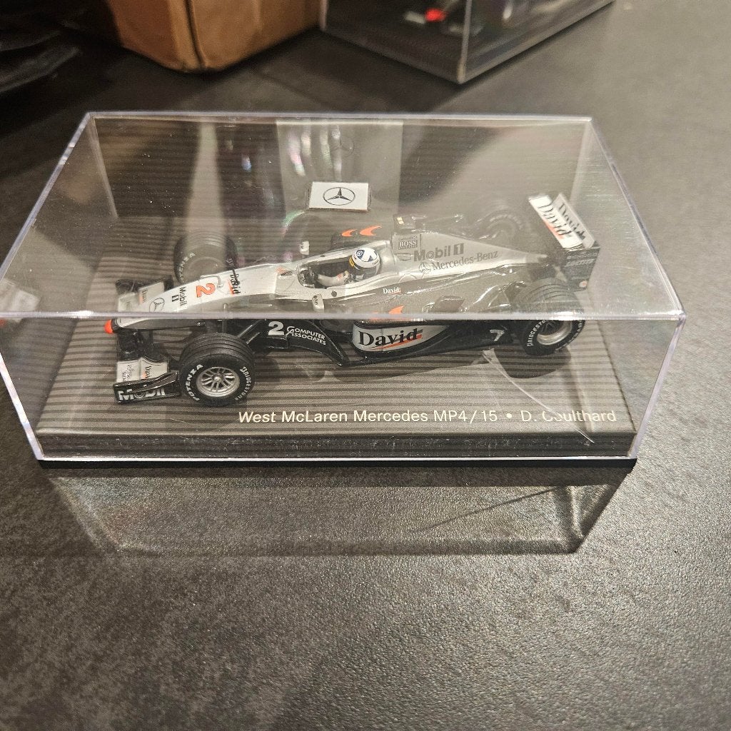 Minichamps McLaren Mercedes Coulthard 2000 1/43, Enlèvement ou Envoi, Neuf, Voiture, MiniChamps