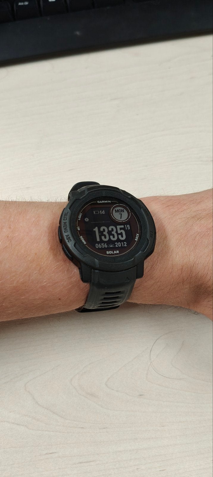 Garmin Instinct 2 Solar - Noir, Étanche, Enlèvement ou Envoi, Garmin, Comme neuf