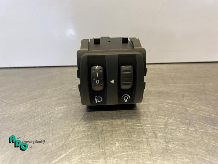 Commutateur phare hauteur réglable d'un Renault Grand Sceni, Renault, -, 3 mois de garantie, Utilisé