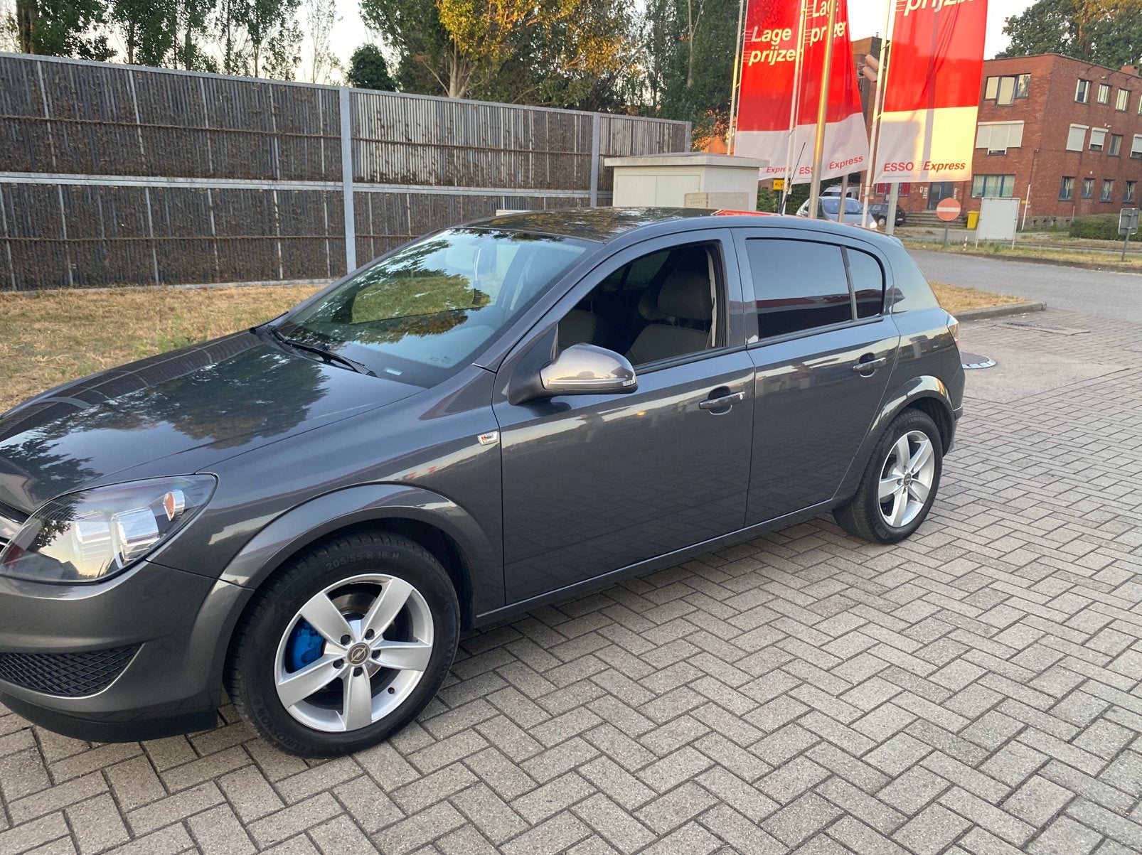 Opel astra h 1.6 benzine 2012,  EURO5 ,  Met keuring !, Auto's, Euro 5, 4 cilinders, 1600 cc, 5 deurs