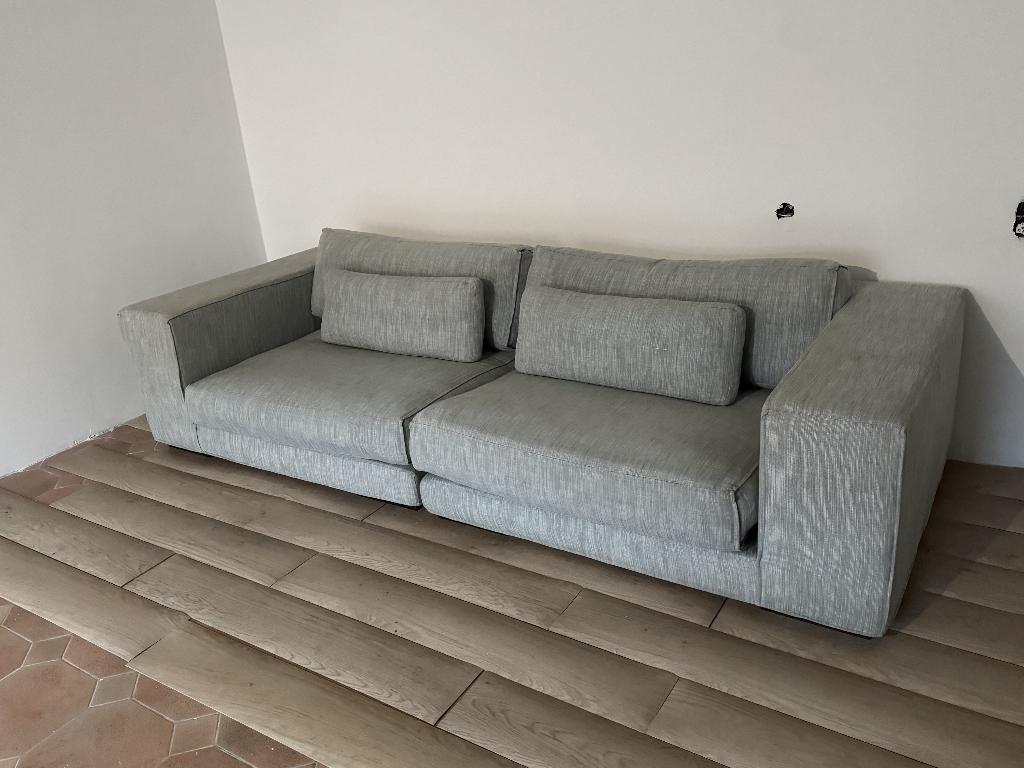 Piet Boon 'Dieke' sofa (np. €8500), Ophalen
