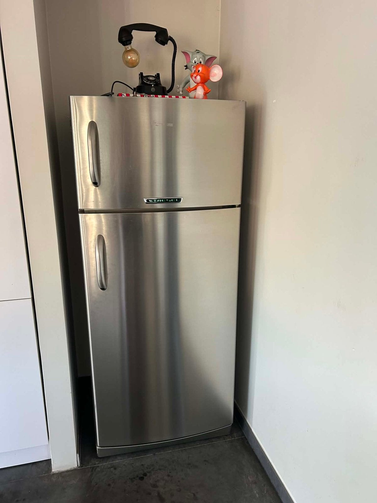 Frigo + diepvries, Ophalen, 200 liter of meer, 60 cm of meer, Met aparte vriezer