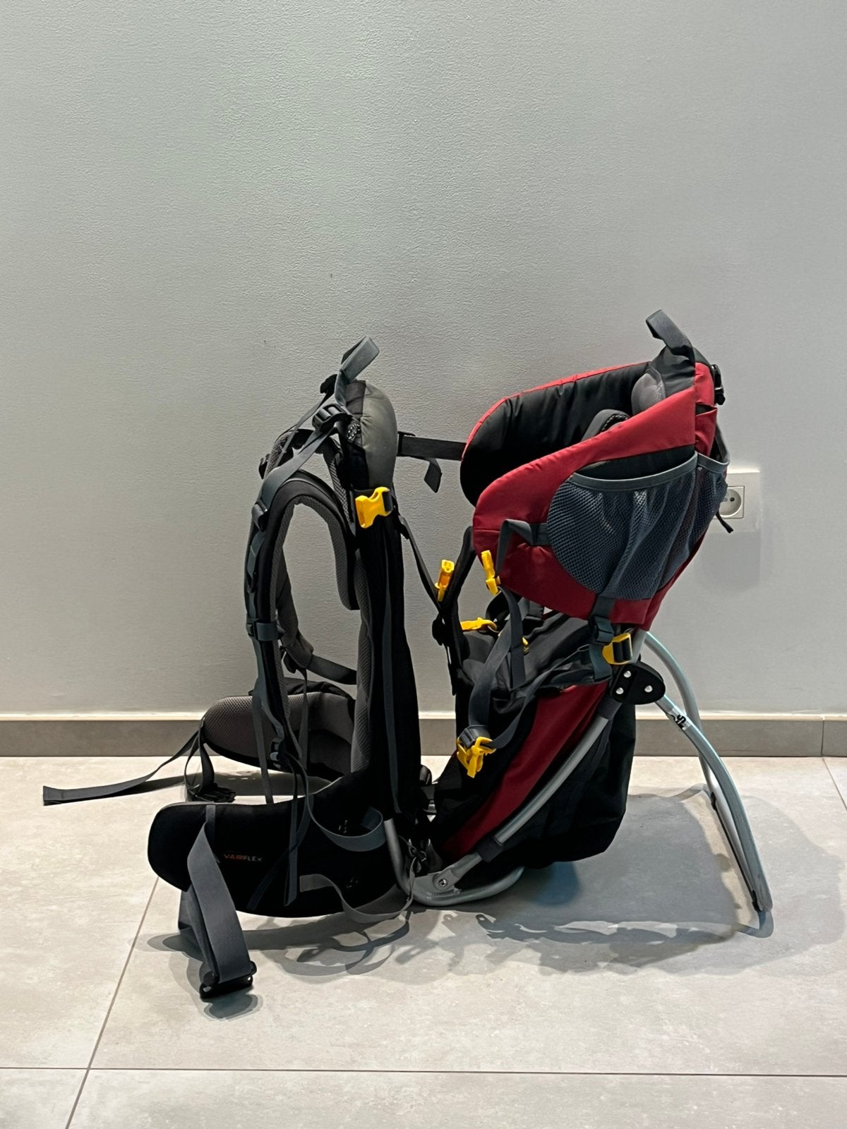 Porte bébé randonnée deuter, Enfants & Bébés, Autres marques, Porte-bébé, Comme neuf, Enlèvement