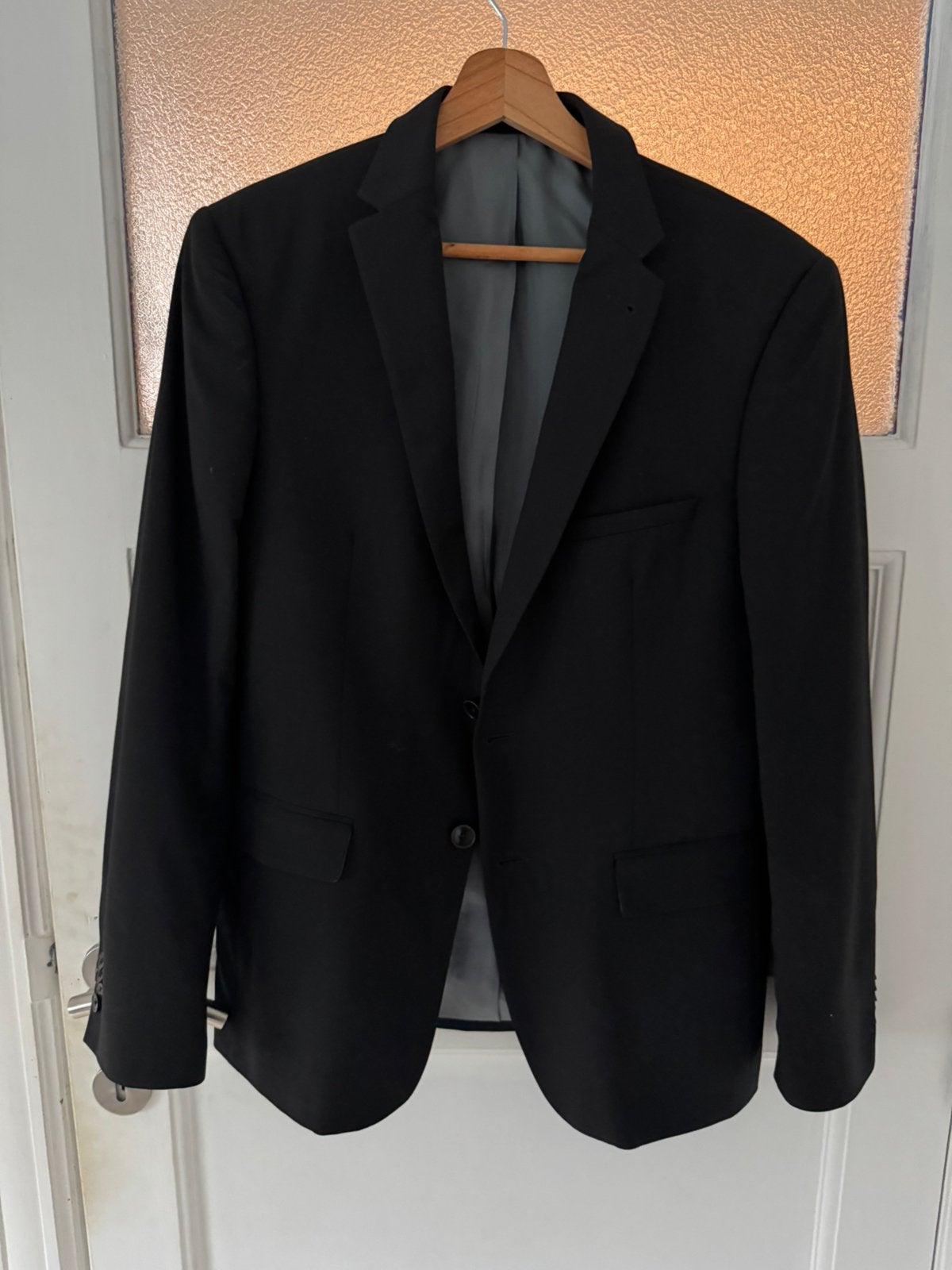 Kostuumset Saint Hilaire, Ophalen, Zo goed als nieuw, Maat 48/50 (M), Zwart