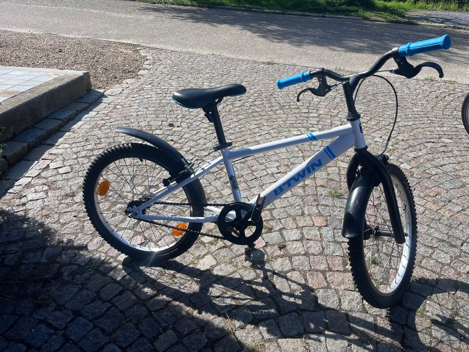 B'TWIN Kinderfiets 20 Inch, Fietsen en Brommers, Ophalen, Zo goed als nieuw