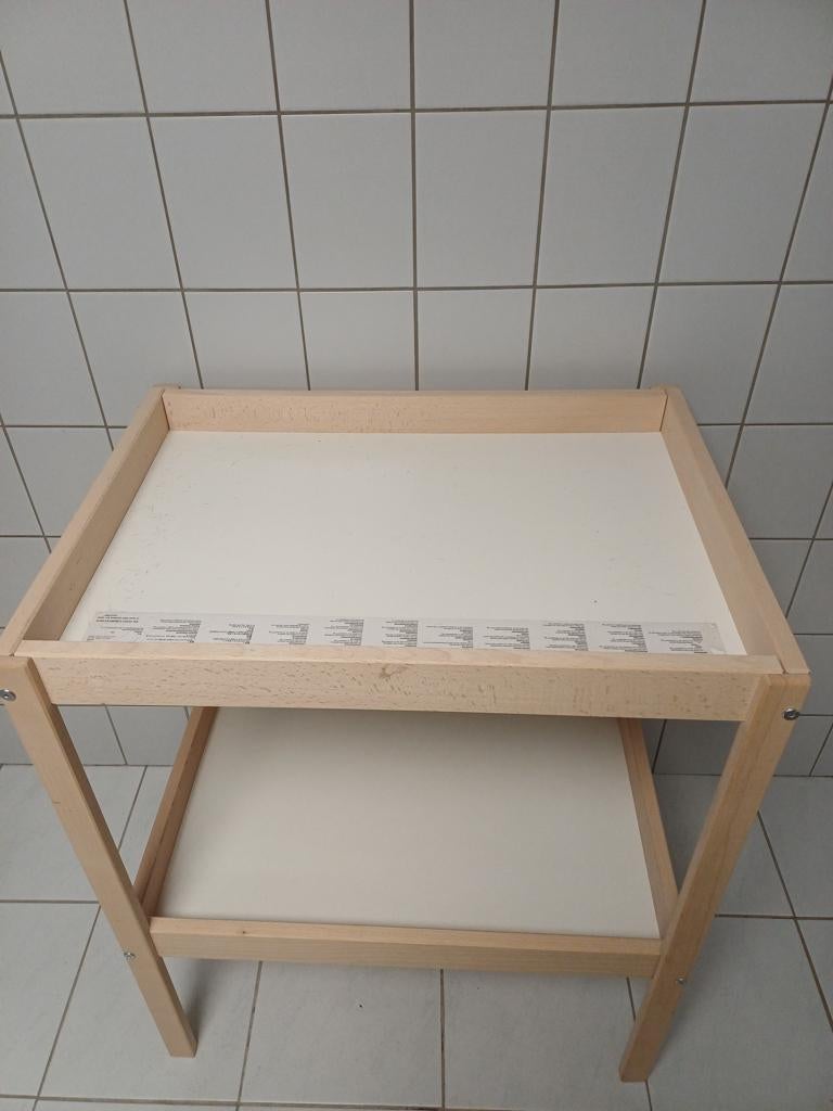 kinderverzorging tafel in goede staat, Ophalen, Gebruikt, Aankleedkussen, Overige merken