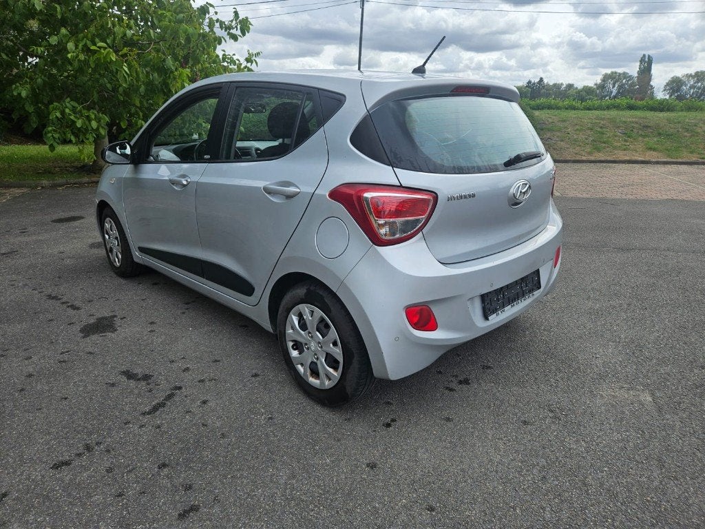 Hyundai i10 1.0i ️AIRCO 5 PORTES, Autos, Hyundai, Euro 5, Achat, 998 cm³, Entreprise