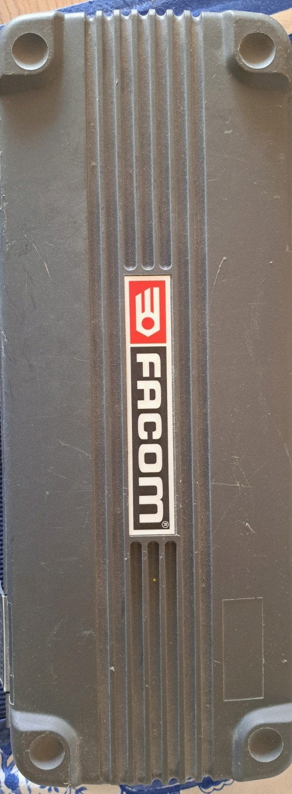 Facon 100€, Enlèvement