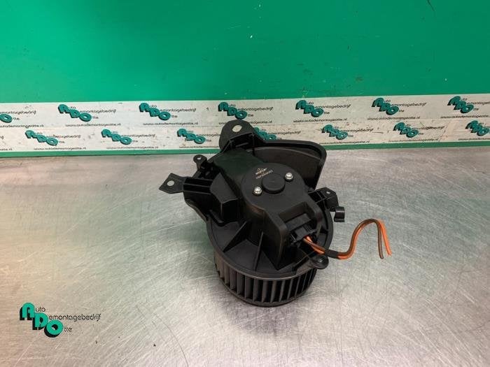 Moteur de ventilation chauffage d'un Peugeot Bipper (Bipper, -, 3 mois de garantie, Utilisé, -