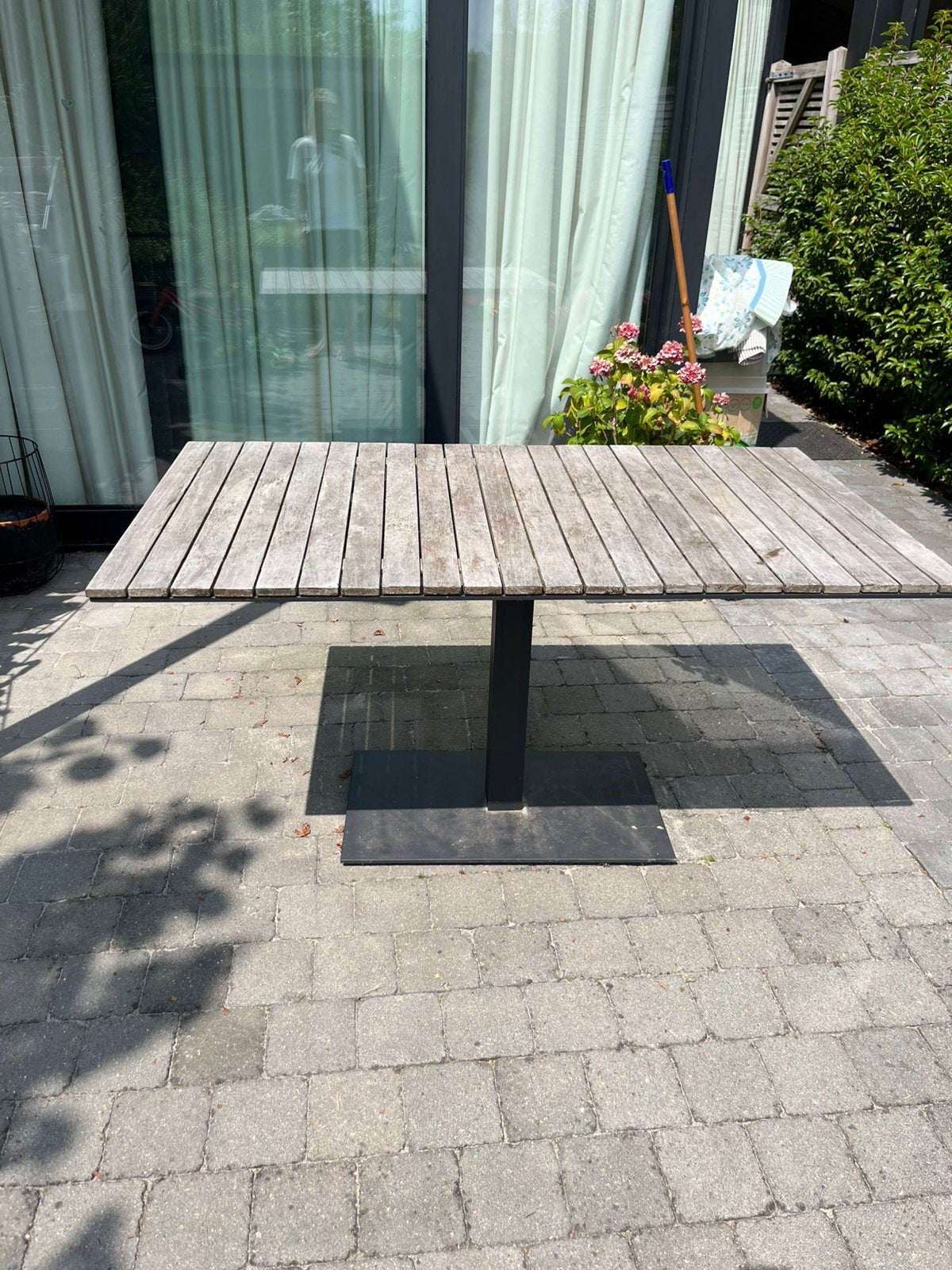Tuintafel met teak, Ophalen, Gebruikt