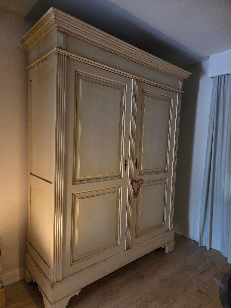 Kleerkast, Ophalen