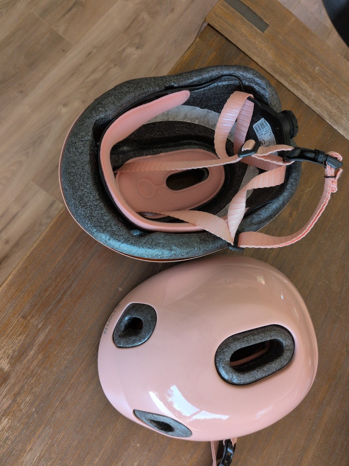 casque de vélo b-twin xxs rose, Enlèvement