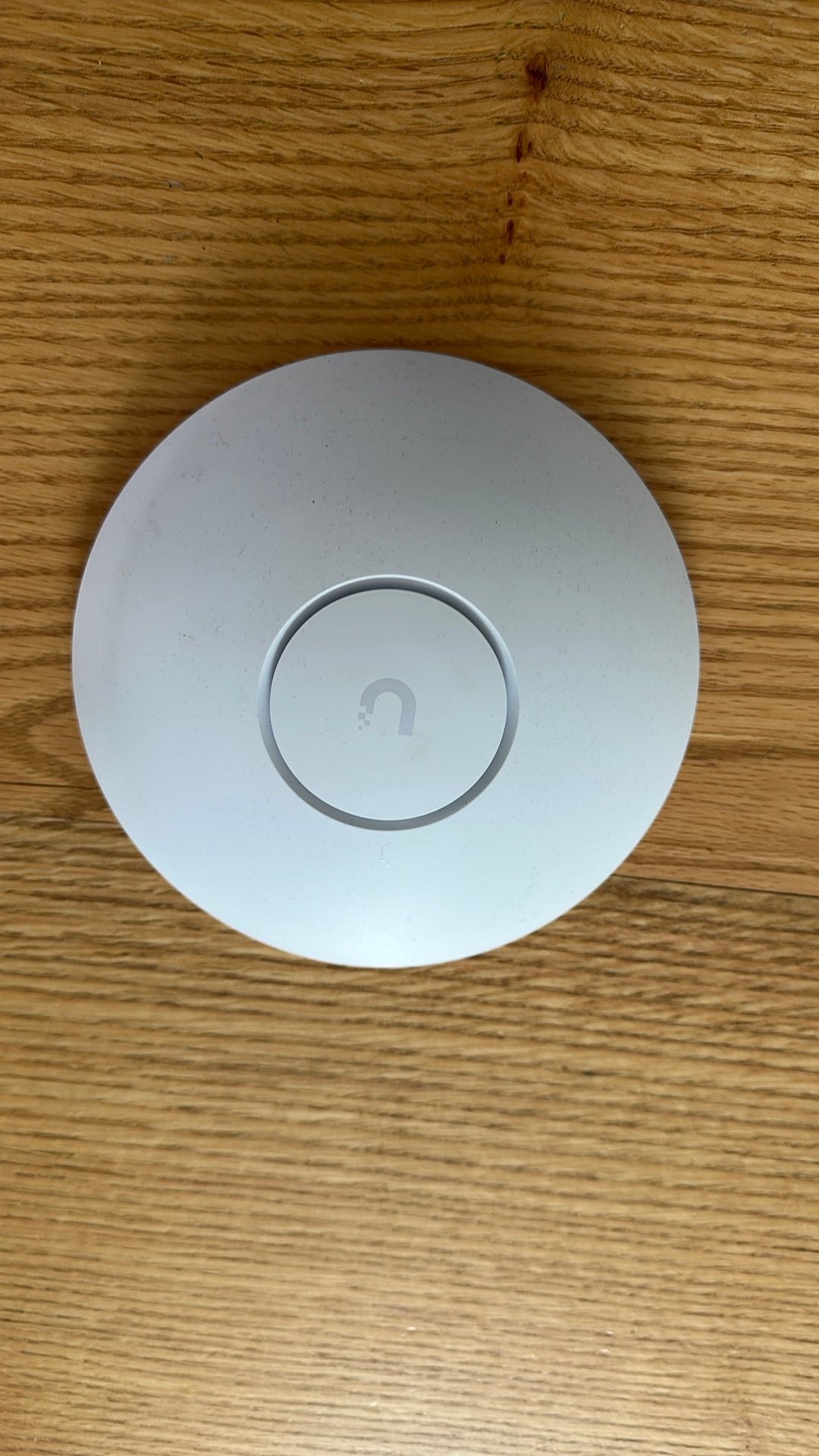 Ubiquiti U7 LR, Computers en Software, Accesspoints, Ophalen of Verzenden, Zo goed als nieuw