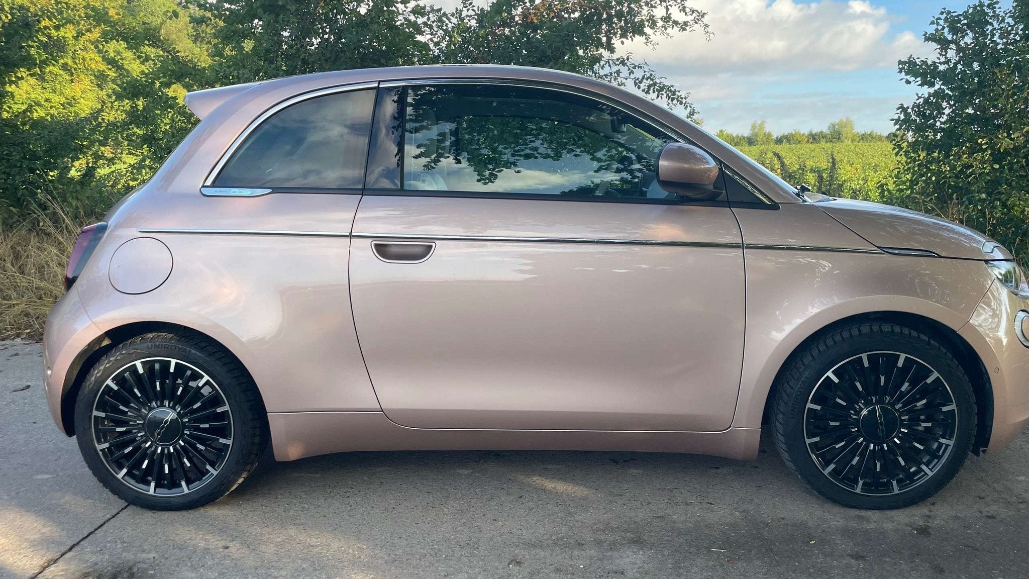 Fiat 500E 42 kWh La Prima 4 voitures 2 rose gold et 1 noir C, Cuir, Achat, 87 kW, Cabriolet