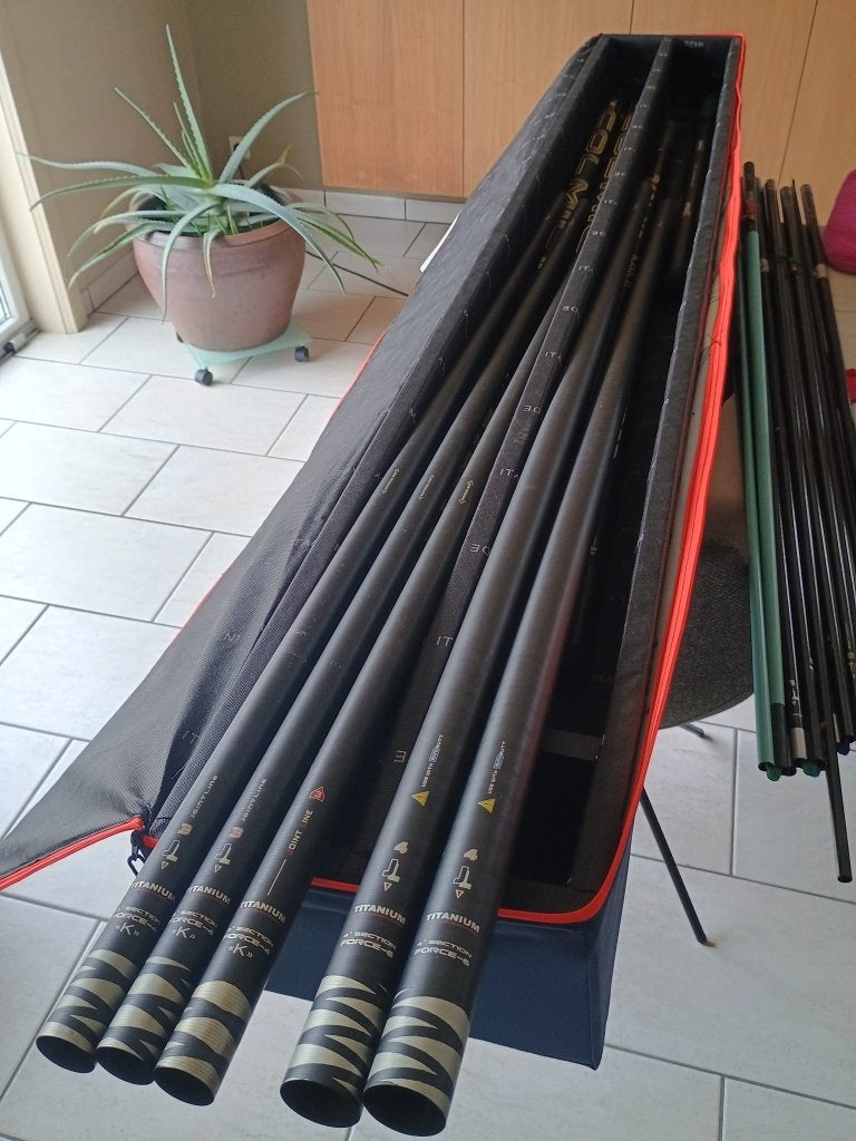 Colmic Force 6 , versterkte 4de delen, Ophalen, Zo goed als nieuw