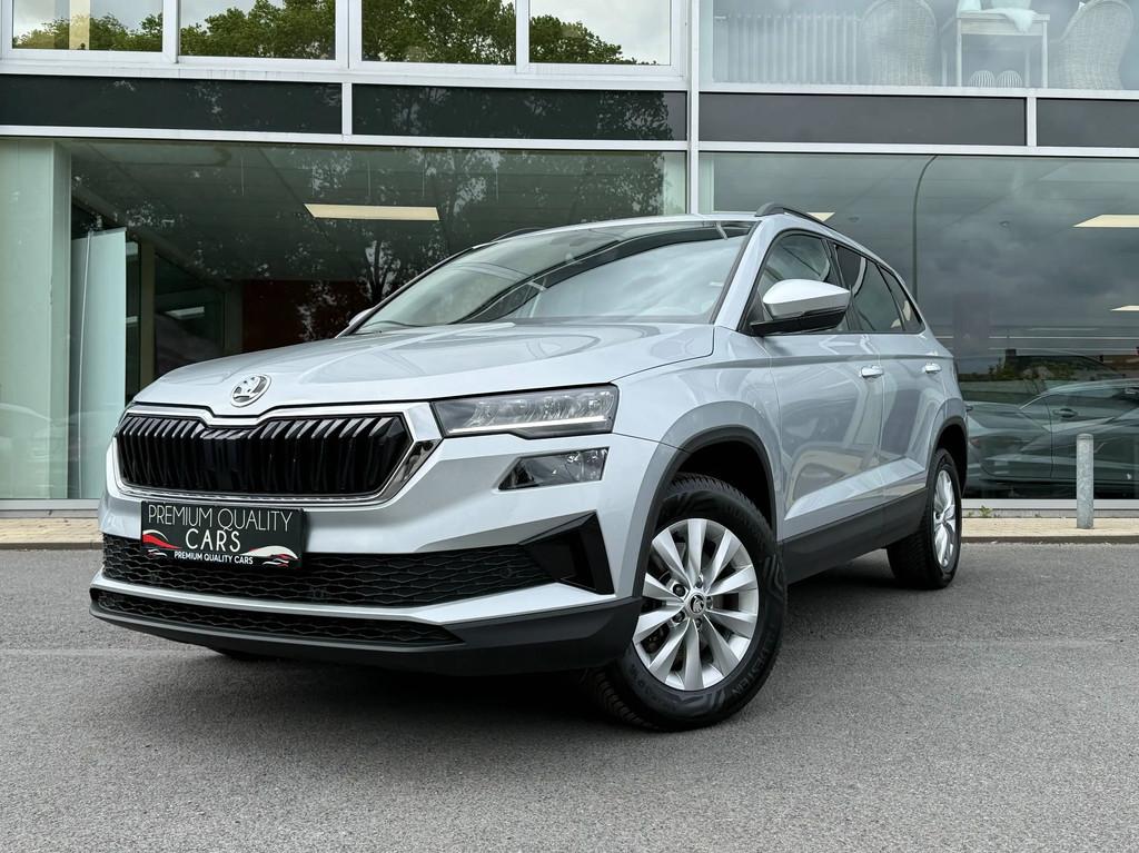 Skoda Karoq AUTOMAAT / CARPLAY / AIRCO / CAMERA / CRUISECONT, Automaat, 1408 kg, Stof, 4 cilinders