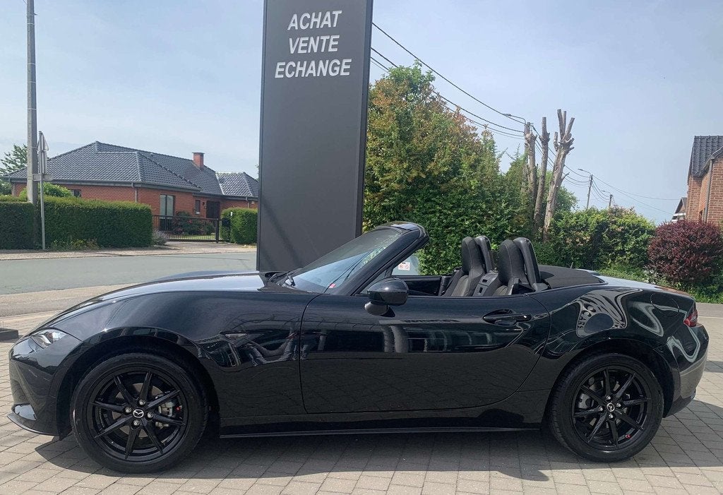 Mazda MX-5 1.5i Skyactiv-G 132CV / CABRIOLET / FULL BLACK /, Autos, Mazda, Cuir, Euro 6, Entreprise, Noir