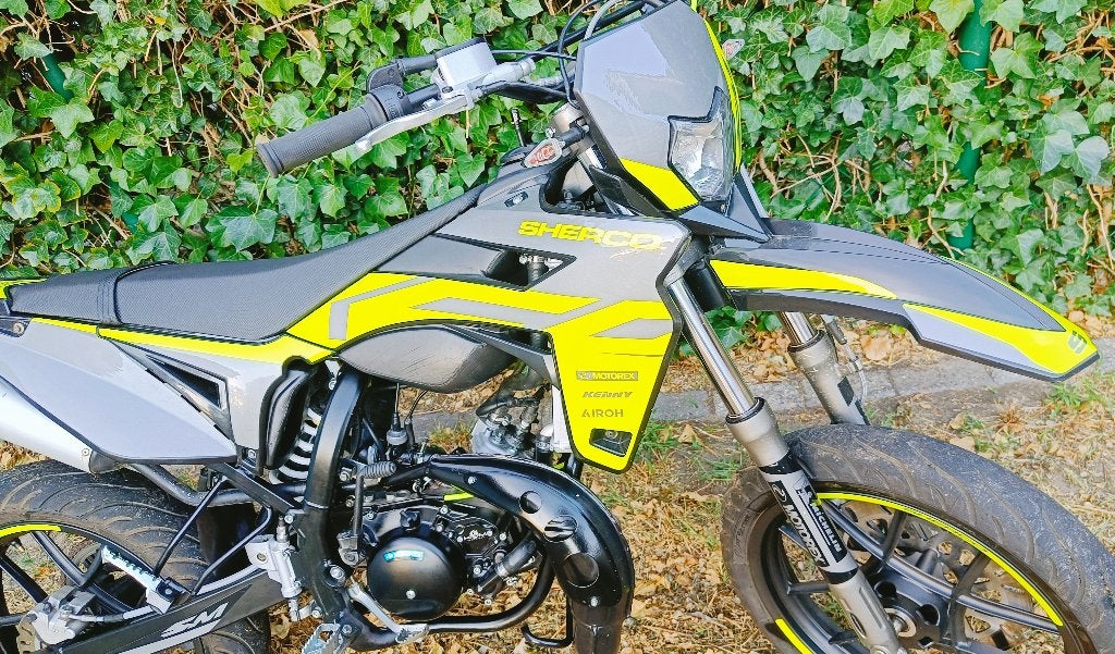 Sherco SM 50 R Argent 2026, Vélos & Vélomoteurs, Autres marques, Comme neuf, 6 vitesses, Enlèvement