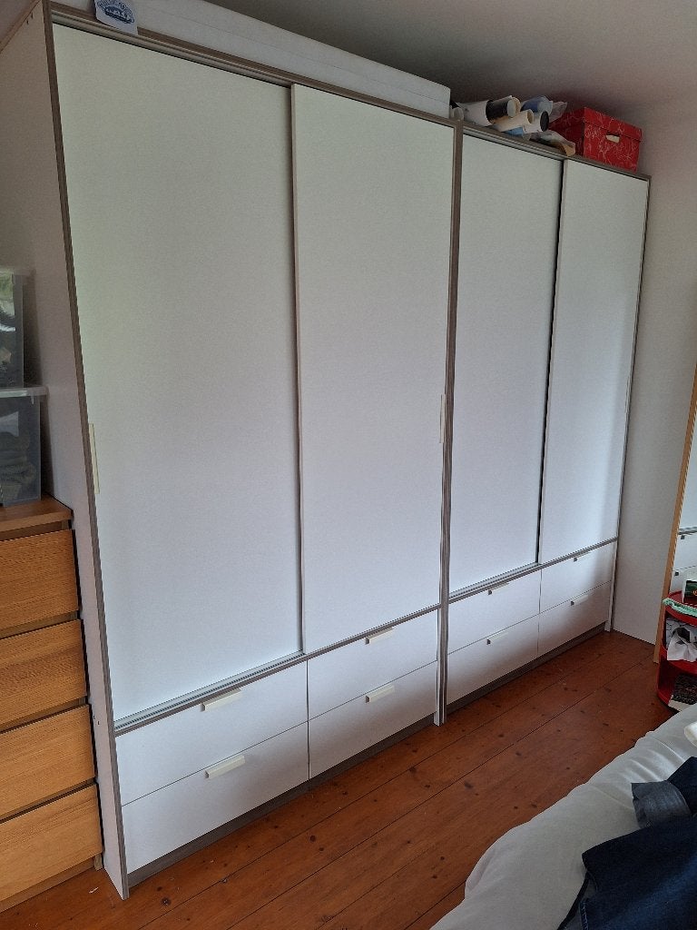 2 degelijke kleerkasten te koop, 100 à 150 cm, Enlèvement, 200 cm ou plus, Autres essences de bois