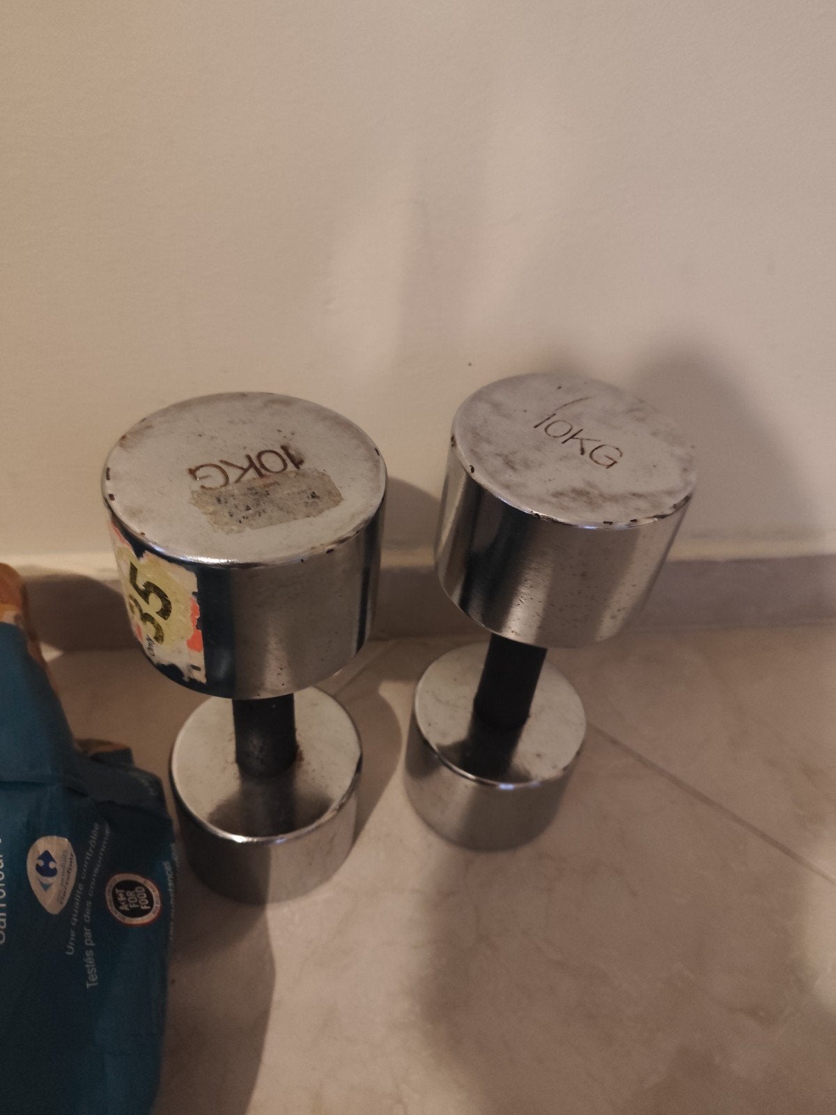 Poids : 10 kg chacun, Enlèvement