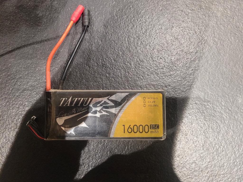 Tattu 16000 mAh lipo batterij, Elektro, Ophalen of Verzenden, Zo goed als nieuw, Onderdeel