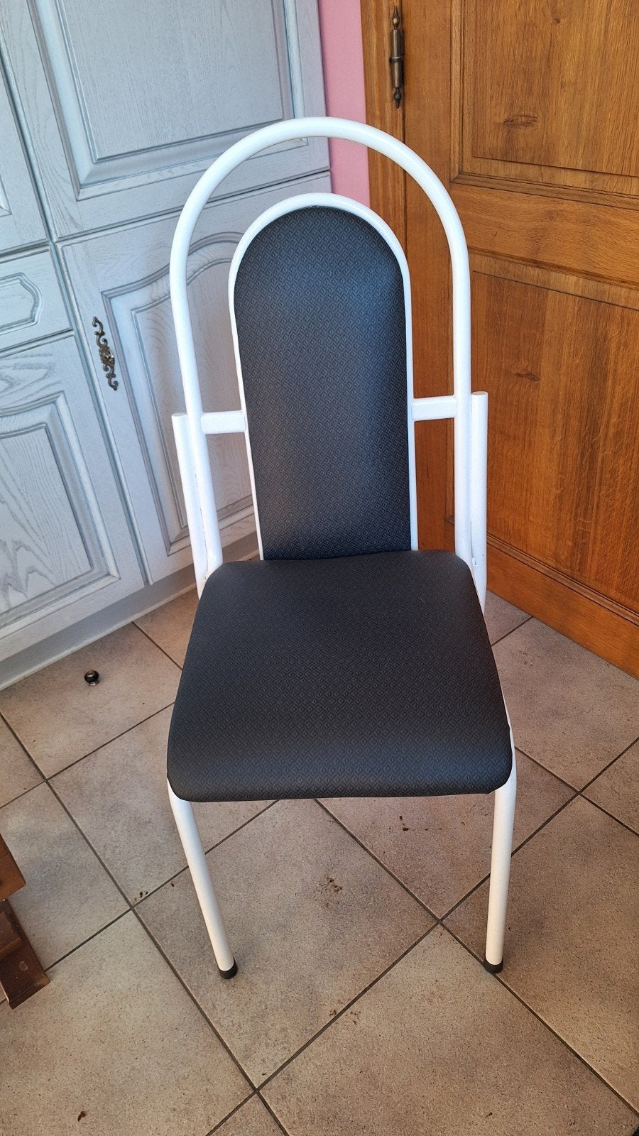 table de cuisine avec 4 chaises, Keuken, Comme neuf, Enlèvement, Métal