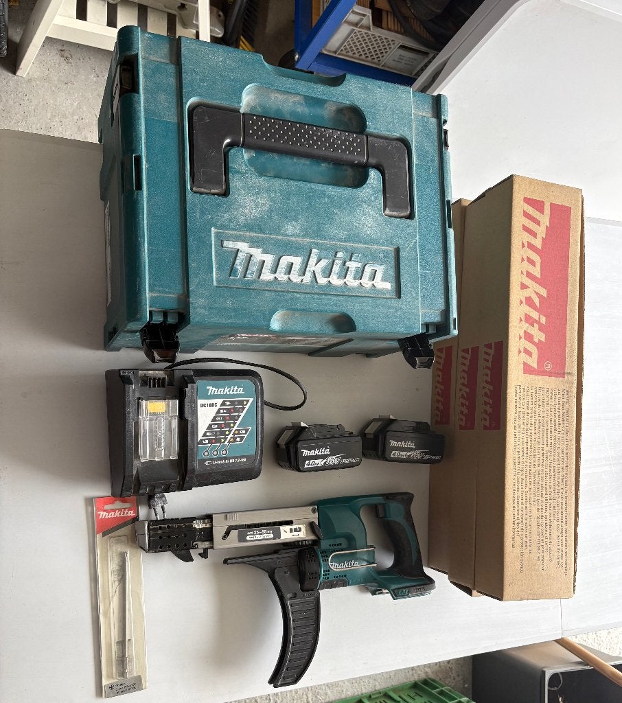 Makita DFR550Z 18V schroefautomaat – Compleet pakket, Ophalen, Gebruikt, Boor- en Schroefmachine