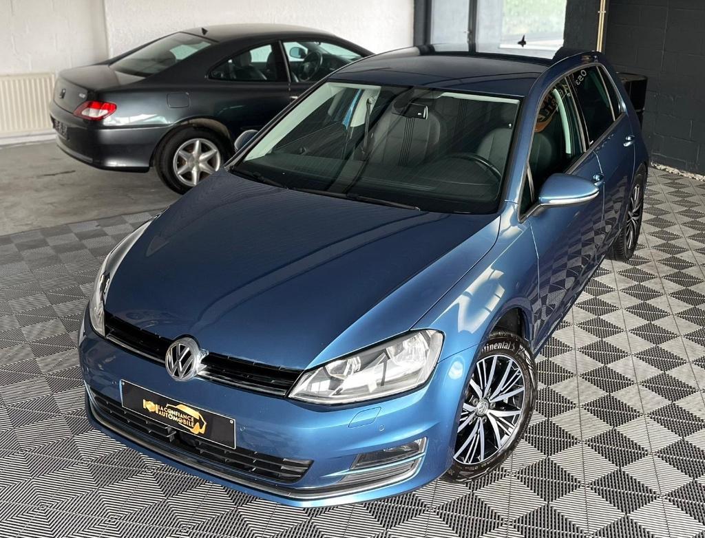 Volkswagen Golf 1.2 TSI AllStar 1e eigenaar 1 jaar garantie, Voorwielaandrijving, Stof, 4 cilinders, Blauw