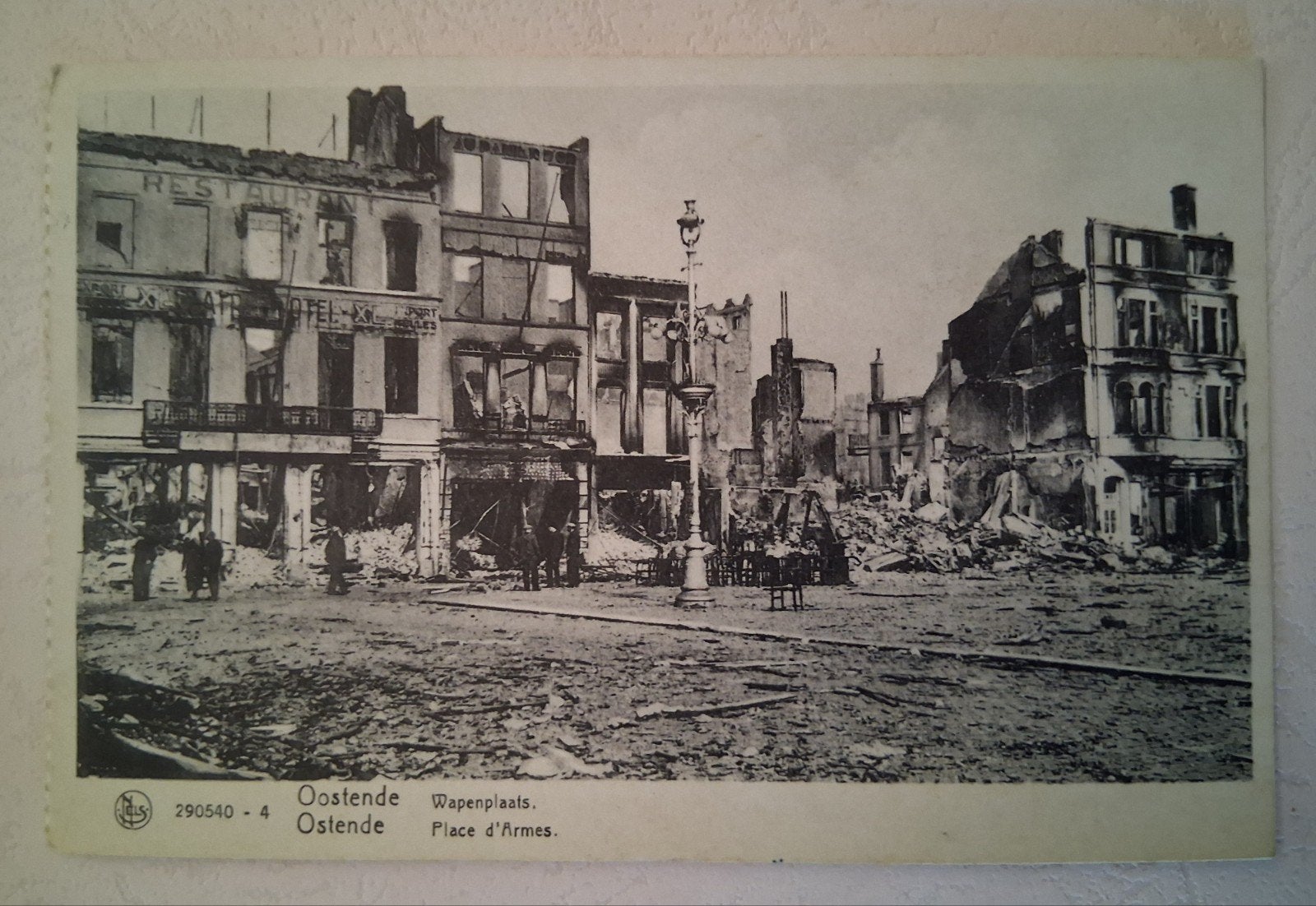 Vintage Postkaart Oostende ruïnes Oorlog Wapenplaats, Verzamelen, Ophalen of Verzenden