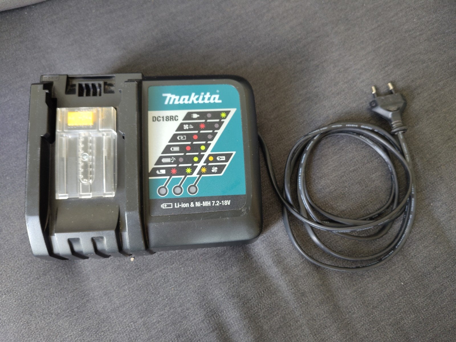 Makita batterijlader 18v, Ophalen