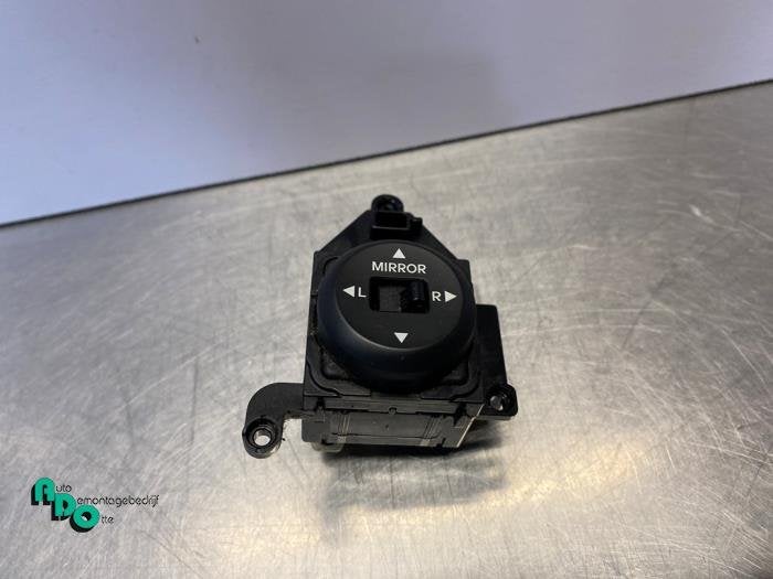 Commutateur rétroviseur d'un Hyundai I30 (I30 07-), -, 3 mois de garantie, Utilisé, Hyundai