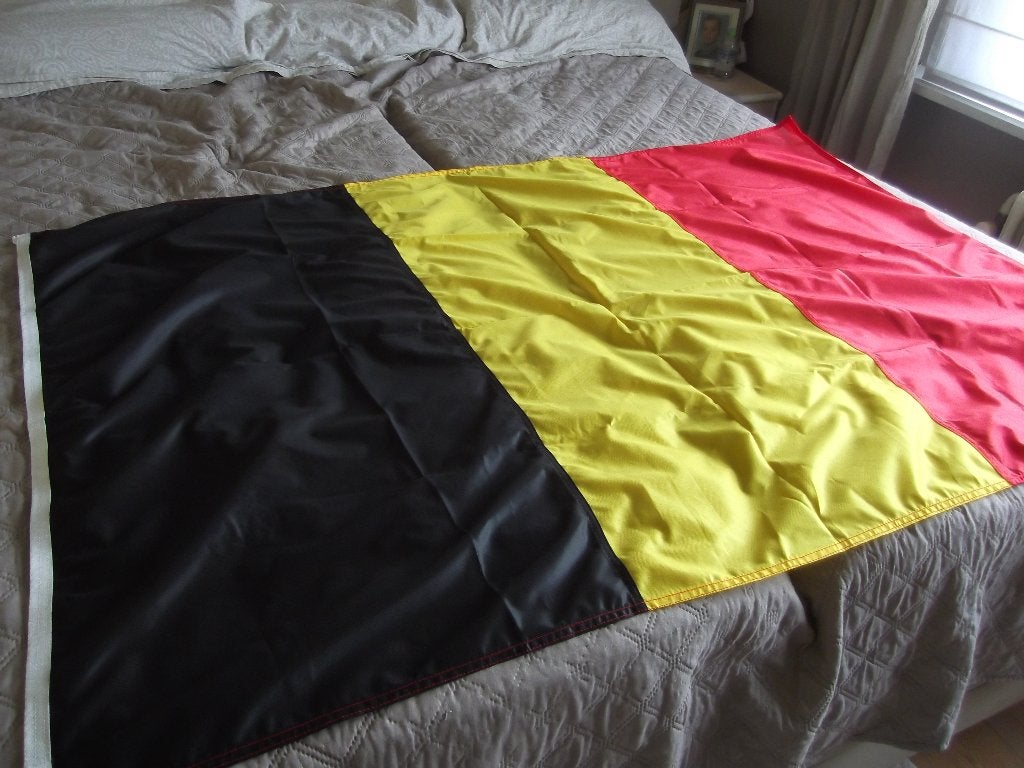 Belgische vlag (spandoek) 100 x 150 (nieuw), Diversen, Vlaggen en Wimpels, Ophalen of Verzenden, Nieuw