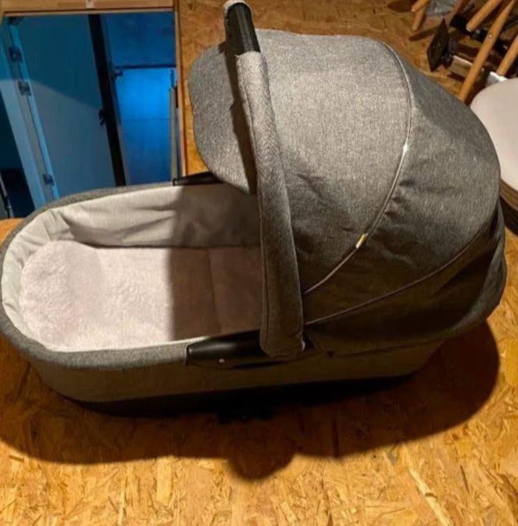 kinderwagen van my first collection goede staat, Kinderen en Baby's, Ophalen, Gebruikt, Kinderwagen, Verstelbare duwstang