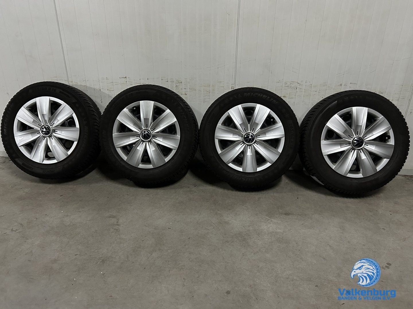 8mm! Originele VW Passat T-Roc Audi Q2 Skoda Karoq 16 inch s, Pneus et Jantes, Pneus hiver, 16 pouces, Véhicule de tourisme