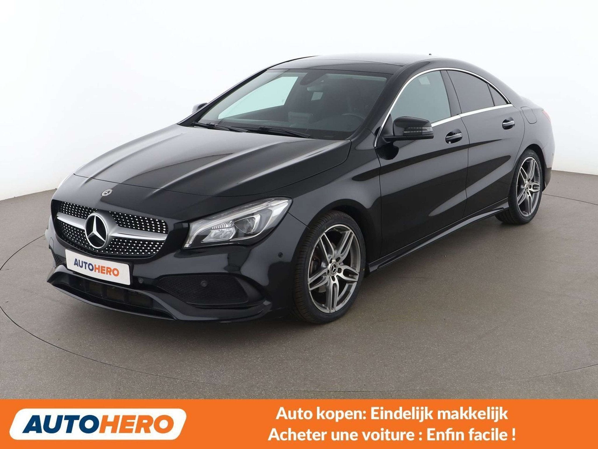 Mercedes-Benz CLA-Klasse 200 CLA 200 AMG Line (automatique), Autos, Achat, 156 ch, Alcantara, 1595 cm³