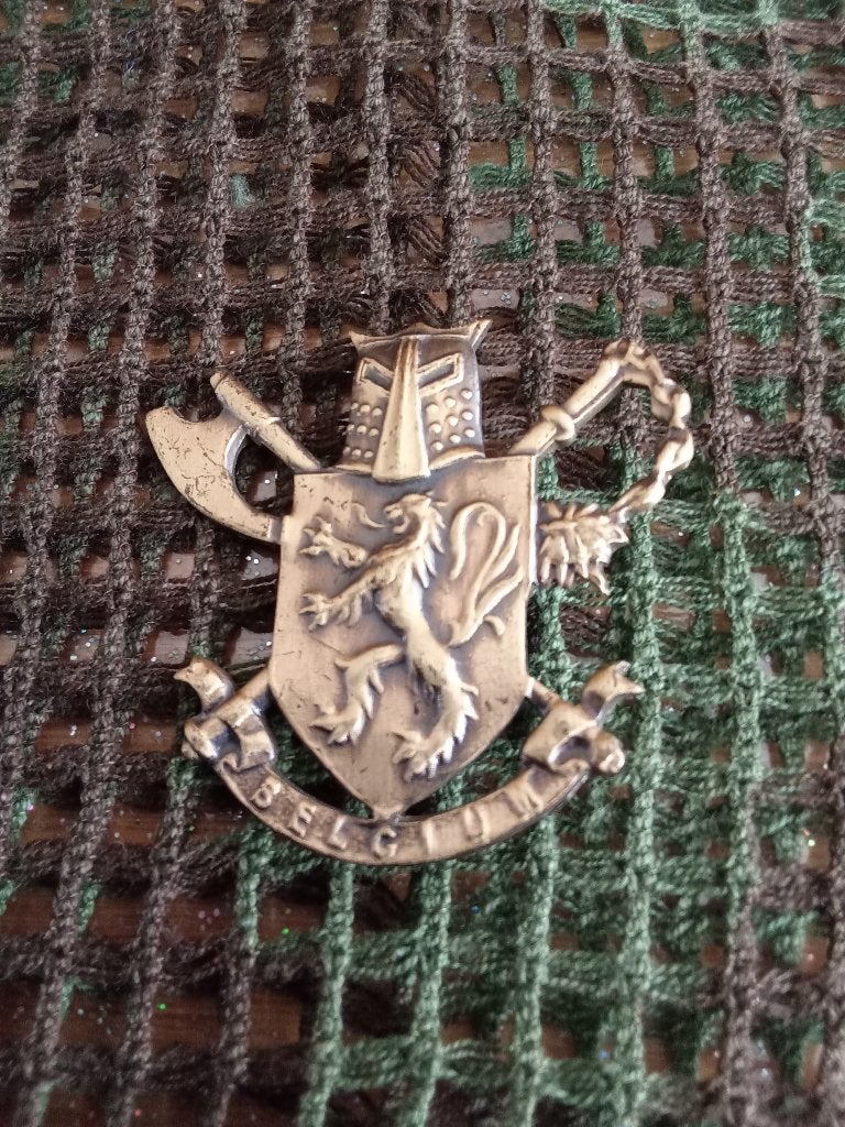 Ancien insigne de bébé 3 Para commando belge de 1968, Envoi